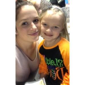 Meet your Posher, Lacy